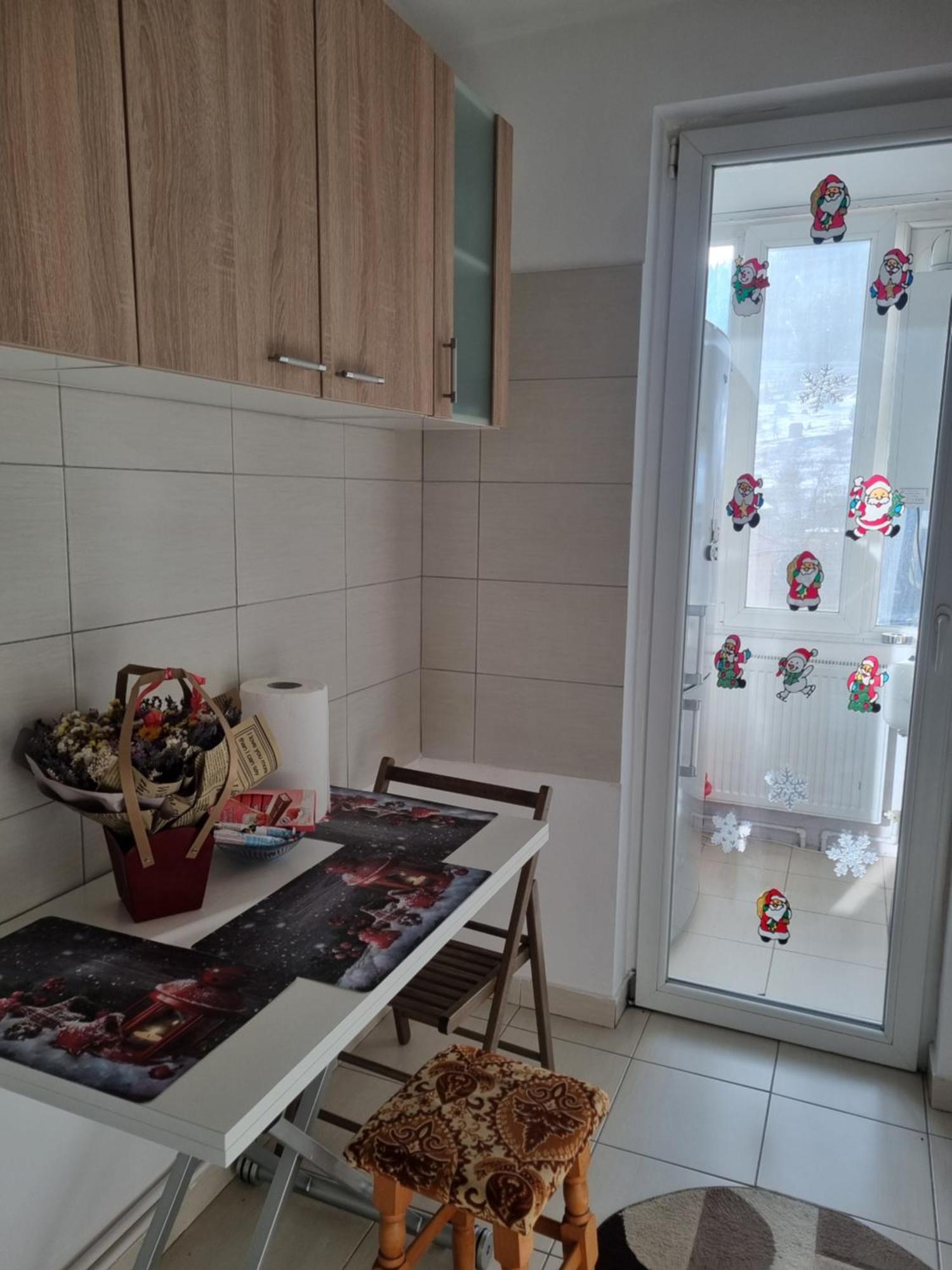 Appartamento Garsoniera Emilia Câmpulung Moldovenesc Esterno foto